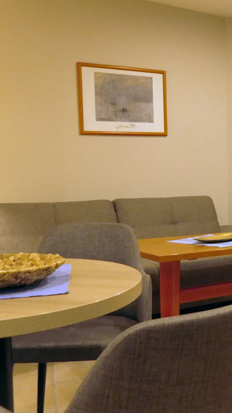 Wohnzimmer einer Ferienwohnung für bis zu 2 Personen im Godewind in Duhnen