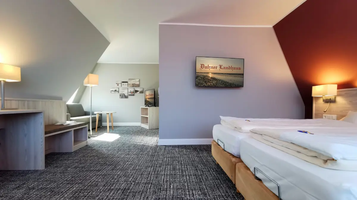 Blick in das Familienzimmer im Hotel Duhner Landhaus