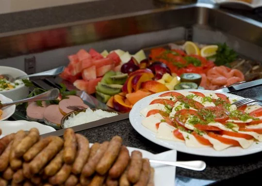Frühstücksbuffet im Duhner Landhaus